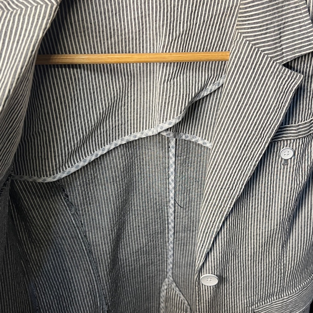 Madison Grey and White Striped Blazer - Picture 4 of 5